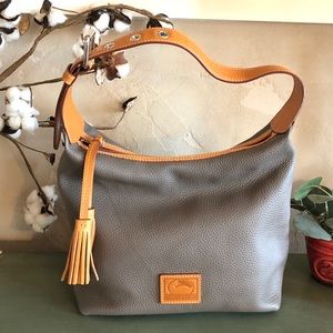 NWOT Dooney and Bourke leather bag